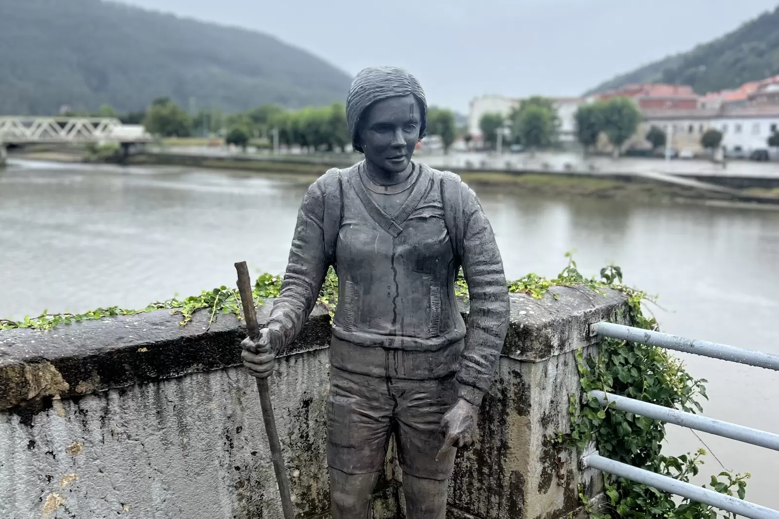 Pilgrim statue in Bustio